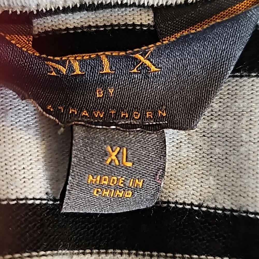 MIX by Hawthorn Black and white Striped Cardigan - Picture 3 of 4